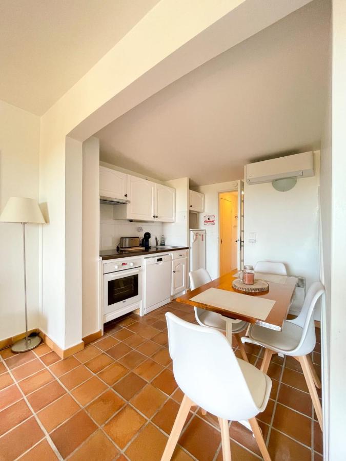 Superb Apartment With Balcony Near The Beach Saint-Raphaël Екстериор снимка